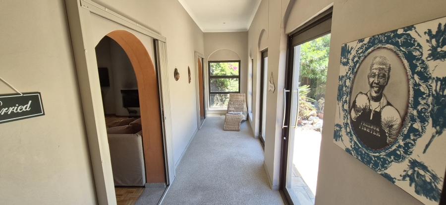 5 Bedroom Property for Sale in Table View Western Cape